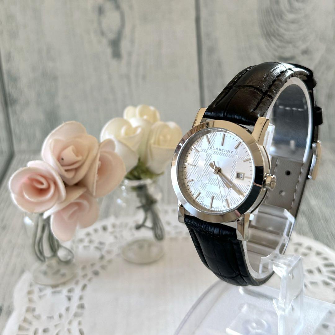 Burberry BU1873 Womens Watch 28mm Silver Tone Case Dial Leather