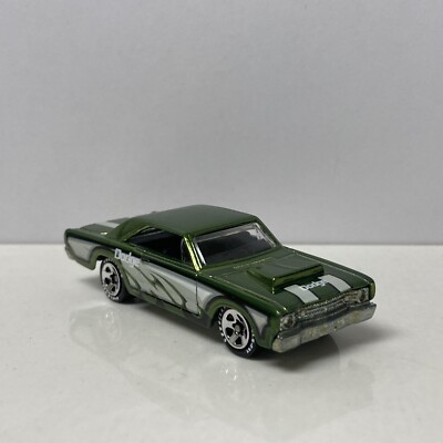 1970 70 Dodge Dart Collectible 1/64 Scale Diecast Diorama Model
