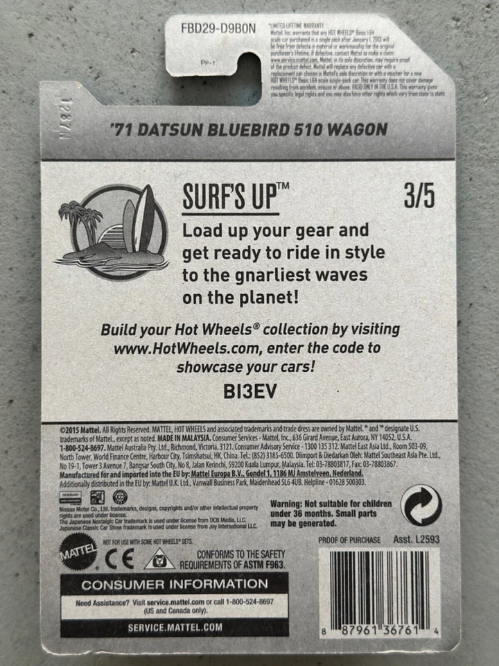 Hot Wheels 71 Datsun Bluebird 510 Wagon 2015 Surf's Up con protector Skyline Foto 3 de 3