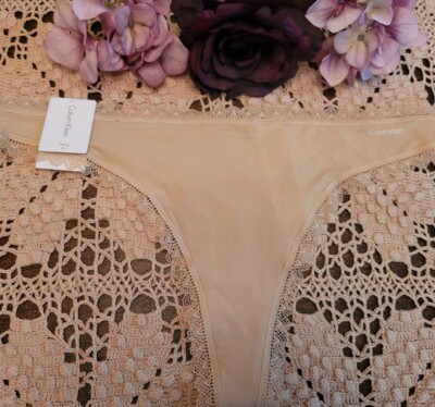 XL/8 CALVIN KLEIN SeXy Luxury Lace Thong Panty~Style QD3705-265 NWT