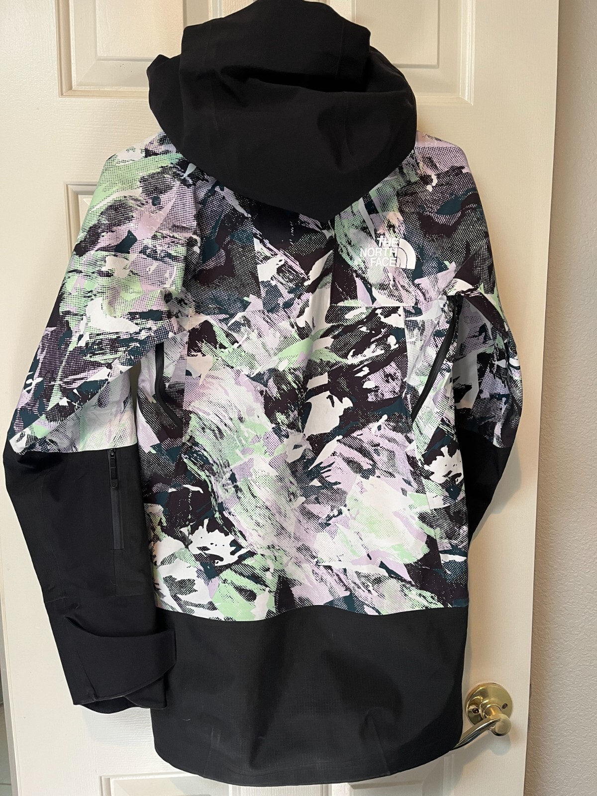 The North Face Women's Summit Series Shell Ski Jacket XS image 2