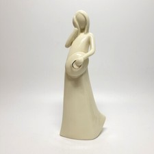 Biskuitporzellan-Figur &bdquo;Dame mit Hut&ldquo;, Modern aus 50-60er.