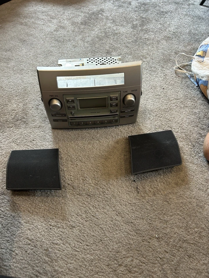 Radio CD Mp3 Autoradio Audiosystem TOYOTA COROLLA VERSO II AR10 86120-0F030 - Bild 2 von 4