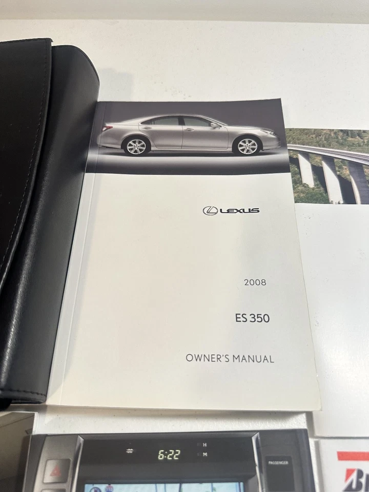 2008 Lexus ES 350 Owner's Manual Set OEM - Image 2 of 4