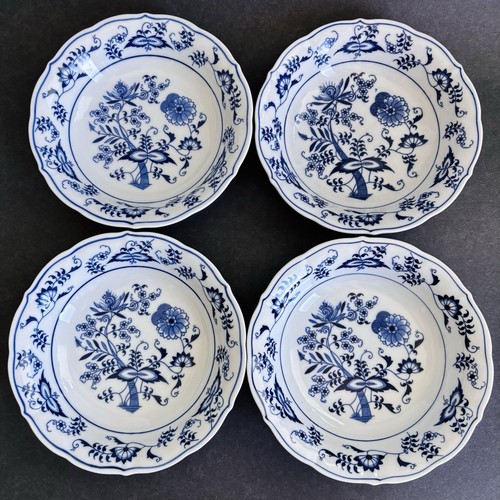 4 Blue Danube Blue Onion Flared Coupe Soup Bowls 7.5” Japan