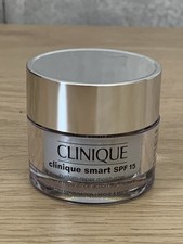 Image of Clinique Smart Anti-Age SPF15 Custom Repair Moisturiser 30ml Dry Combination New