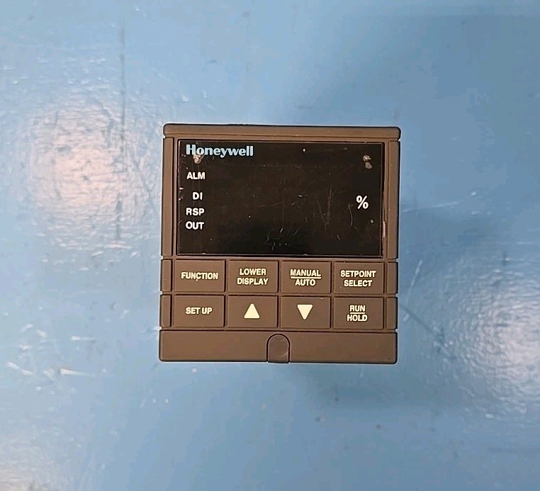 Honeywell Dc330B-C0-000-20-000000-00-0 Udc3300 Controller Module