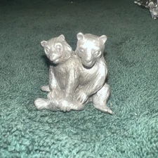 1981 Hudson Pewter Noah’s Ark Bear Pair Sitting #2230
