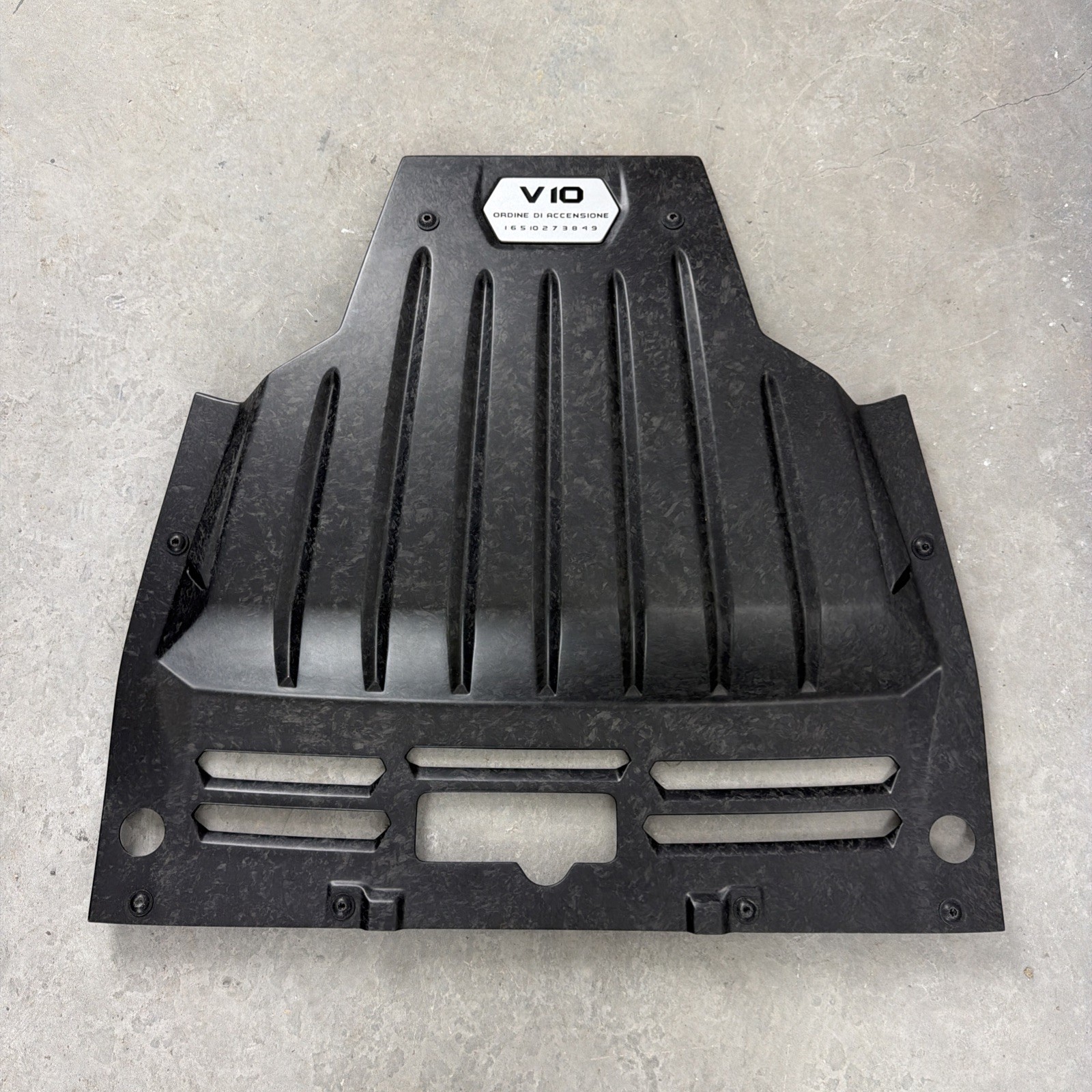 2016 Lamborghini Huracan LP580-2 Engine Bay Rear Carbon Forged 4T0864211A *MINT*