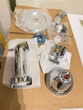 Moen Single Handle Tub and Shower Faucet Trim Kit Chrome NO VALVE