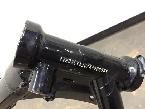 Harley-Davidson Sportster 1200 Roadster XL1200R 3363 2007 chasis de cuadro principal Foto 2 de 4