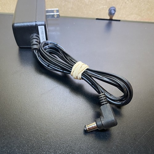 (DQ) D-Link CF0605-B AC Adapter Power Supply +5 1.2A Free US ShIpping! - Photo 3/4