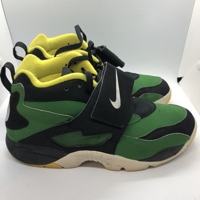 michael vick turf shoes