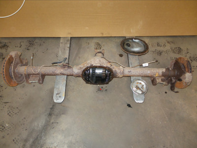 Needs Work 70-81 Firebird 3.08 Posi Rear End Axle 10 Bolt Disc Brake ...