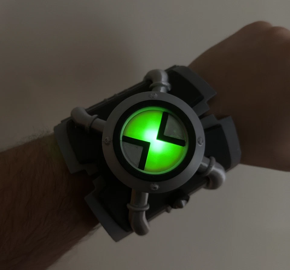 Ben 10 Watch Real Life Omnitrix Custom Made (Race Against The Time Version) - Bild 2 von 4