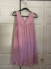 Pretty Vintage Vanity Fair Size 40 Soft Rose Flowing Nylon Nightgown