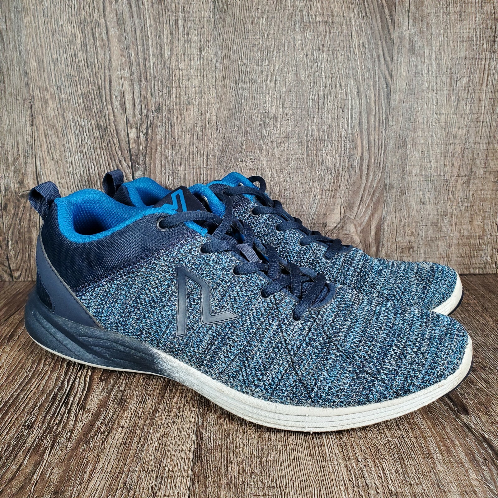 vionic adley sneaker