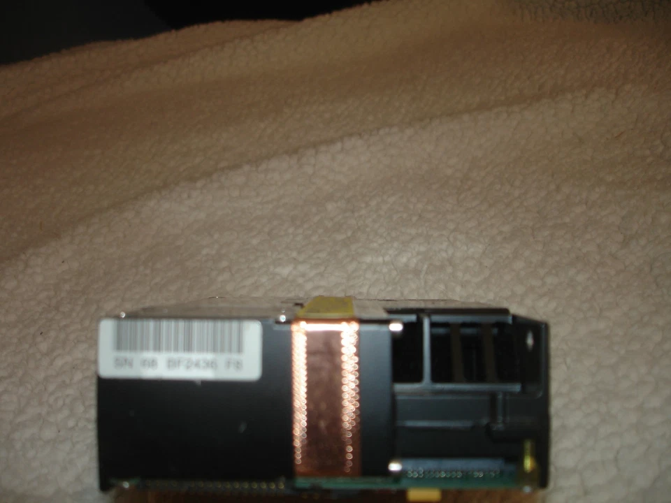 AS/400 9402  HARD DISK DRIVE IBM 86G9125 = 4.19GB SCSI 68-PIN 5400 RPM 6607 - Image 3 of 4