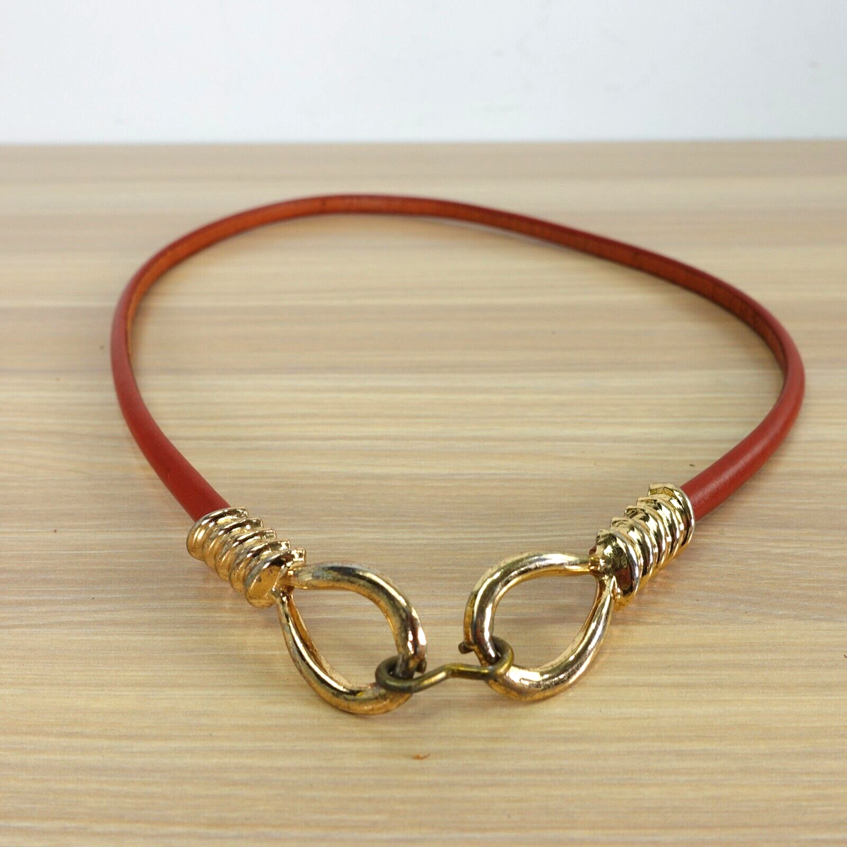 VINTAGE Retro Belt Women XS Brown Leather Skinny Gold Buckle 
