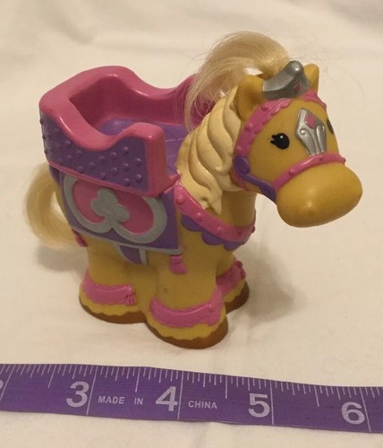 Mattel Little People Castle replacement horse with tufts of blonde hair 2006