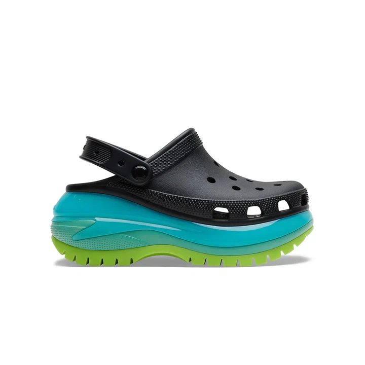 crocs mega crush clog 28