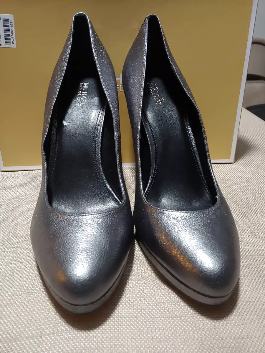 Michael kors hot sale antoinette pumps black