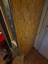 Verkaufe Terrarium Leider sind beide  gl&auml;ser Defekt Siehe Fotos 150&times;60x60
