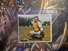 Celebrate the Life of Yogi Berra with His Top Baseball Cards 18