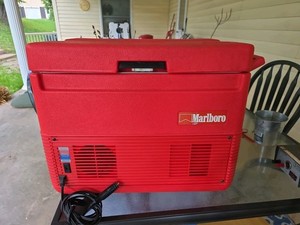 Vintage Marlboro Coleman Electric Cooler Model 5292 12V DC Car Thermoelectric
