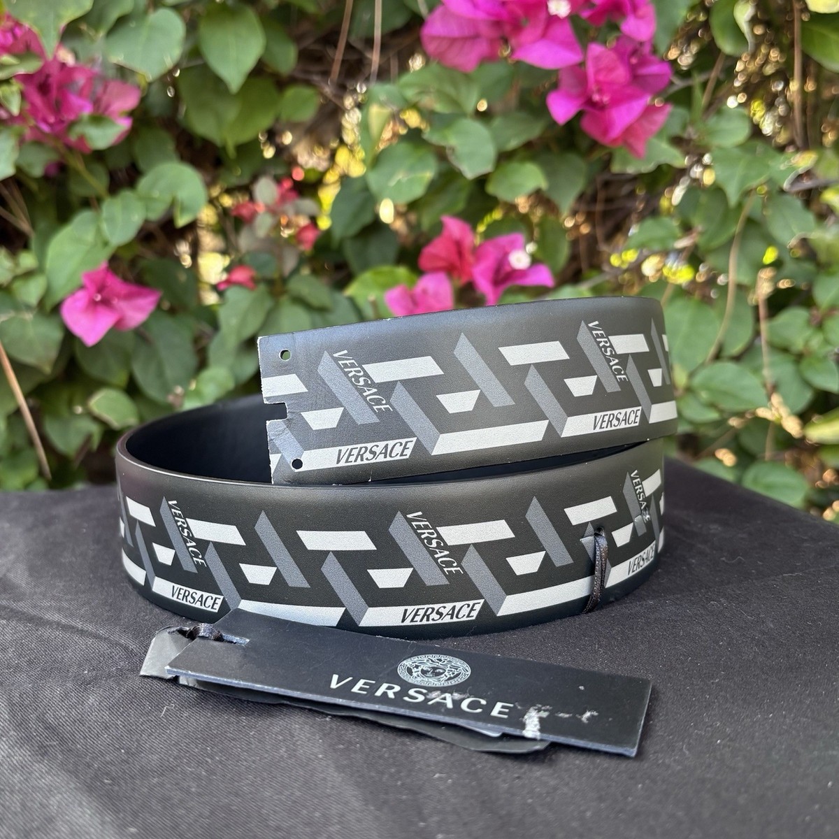 NWT $395 Versace La Greca Print Leather Belt Black Sz 70 28  display picture 1