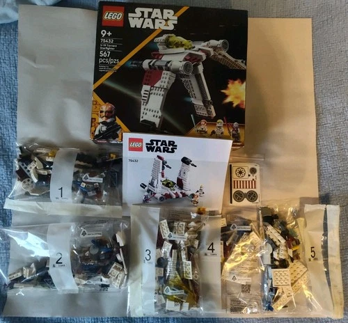 NO MINIFIGURES LEGO 75432 Star Wars V-19 Torrent Starfighter - Ship Only in Box!