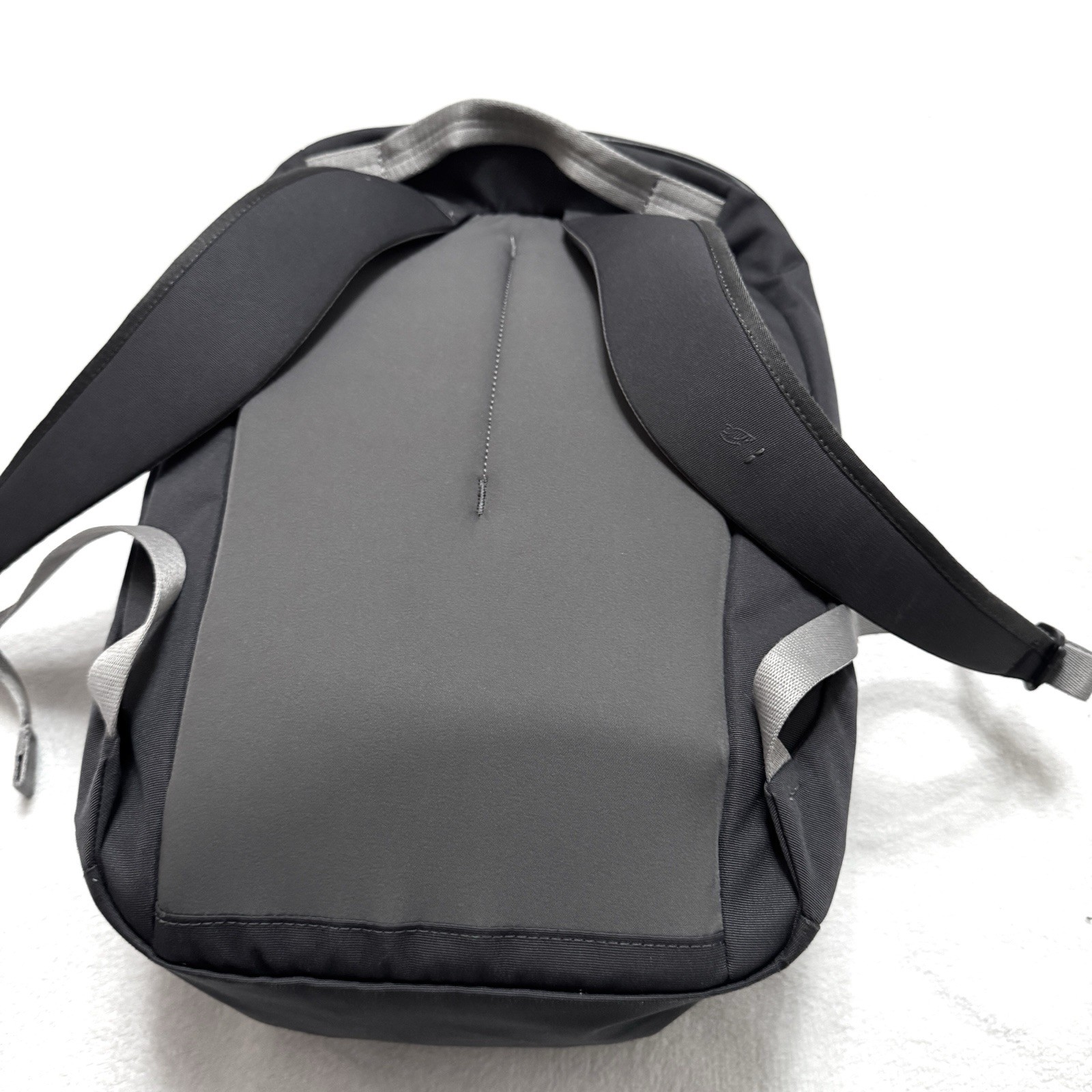 Bellroy Performance Daypack Backpack Bag Ask Blac… - image 2