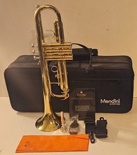 NEW Mendini Cecilio Trumpet W/ Case Xtras