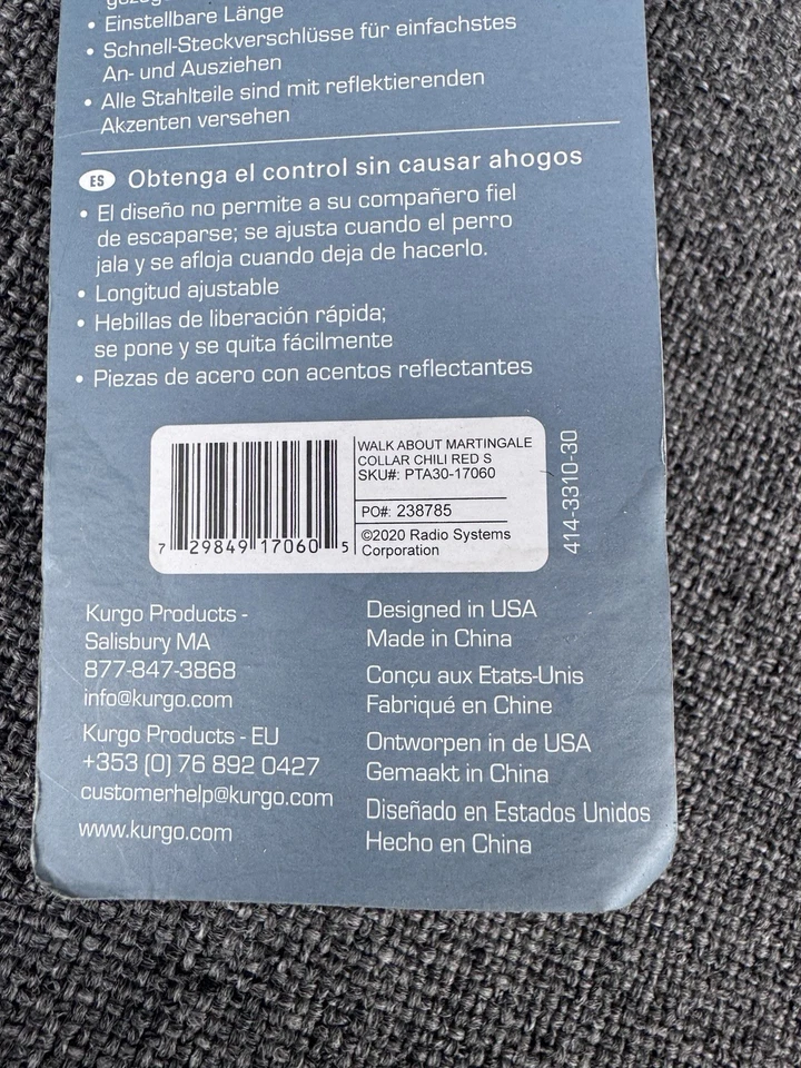 Collar de perro de entrenamiento Kurgo Walk About para perros de tamaño pequeño | rojo azul y blanco Foto 3 de 4