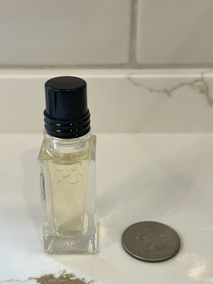 L'Occitane Jasmin Bergamote Eau de Toilette Splash Mini Perfume 0.25 oz 7.5 ml - Image 2 of 3