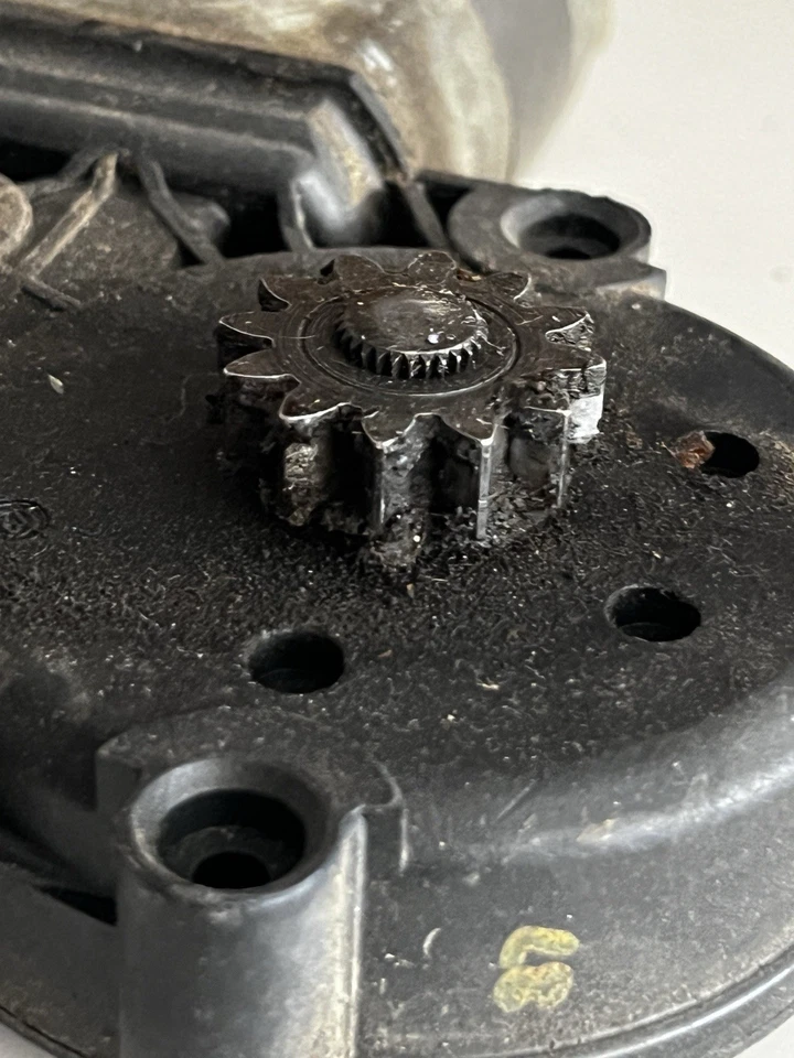 Motor ventana lado conductor izquierdo bmw e30 325i 325is 318i 88-92Late Model 0130821159 Foto 2 de 4