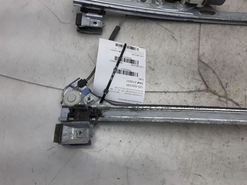 Regulador Ventana Delantera Pasajero Eléctrico 07-14 GMC Sierra 2500 20945139 Foto 2 de 4