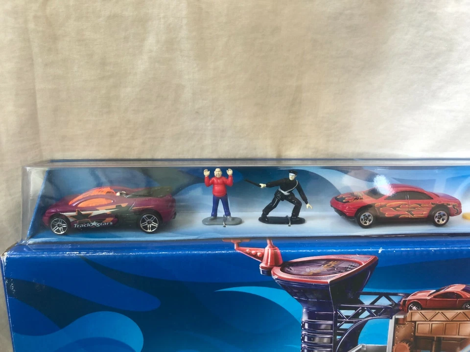 2006 Mattel Hot Wheels Metro Tech City Playset Brand New Sealed - Image 2 of 4