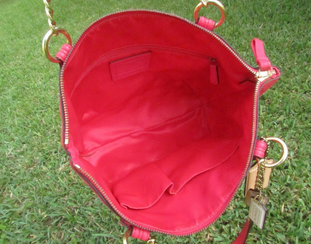 Coach 23842 Poppy Eyelet Pink Leather Chain Link Strap Coach 23842 Poppy Eyelet Pink Leather Chain Link Strap