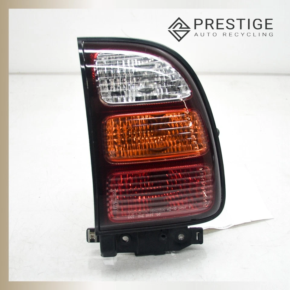 Conjunto de lámpara trasera derecha Toyota RAV4 1997-2000 8155042050 OEM Foto 3 de 4