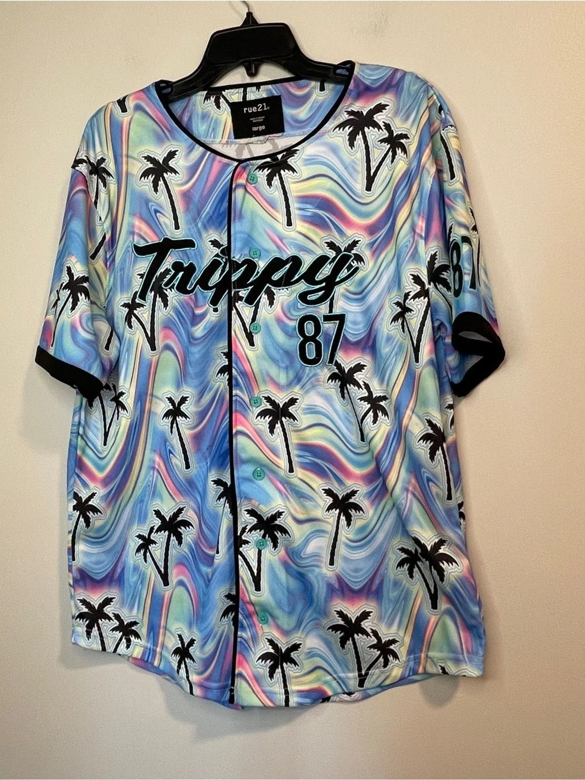 Rue21 Trippy 87 Multicolor Palm Tree Button-Down Shirt
