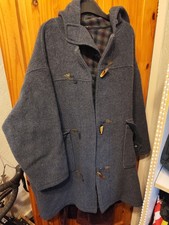 Vintage Men’s Charcoal Wool Duffle Coat – Tartan Lining, Horn Toggles
