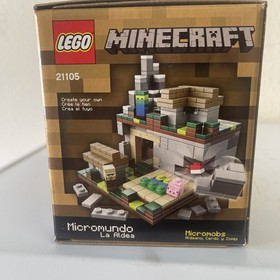 LEGO Minecraft Micro World The Village Box Set 21105 (Sealed - Light Box Damage)