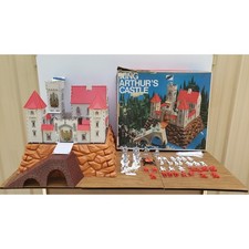 Vintage BIG King Arthurs Castle Playset Art 531 Western Germany Incomplete Box
