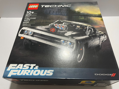 LEGO TECHNIC: Dom's Dodge Charger (42111)