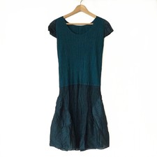 Auth PLEATS PLEASE - Blue Green Women's Dress