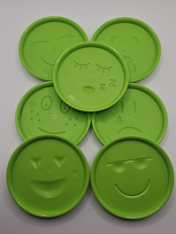 Pampered Chef Kids Emoji Cookie Cutters Lot Of 7 Press/Cutters Green Plastic