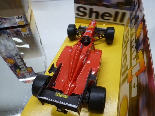 MAISTO DUTCH SHELL FERRARI F1 F310/2 #1 SCHUMACHER -1:20- HIGH QUALITY IN BOX - Picture 6 of 8