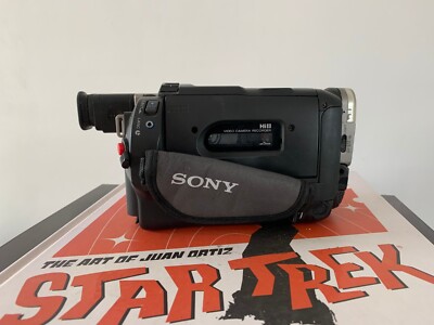SONY CCD-TR717E ANALOGUE CAMCORDER ( 8mm Video 8 Hi8 Playback SP