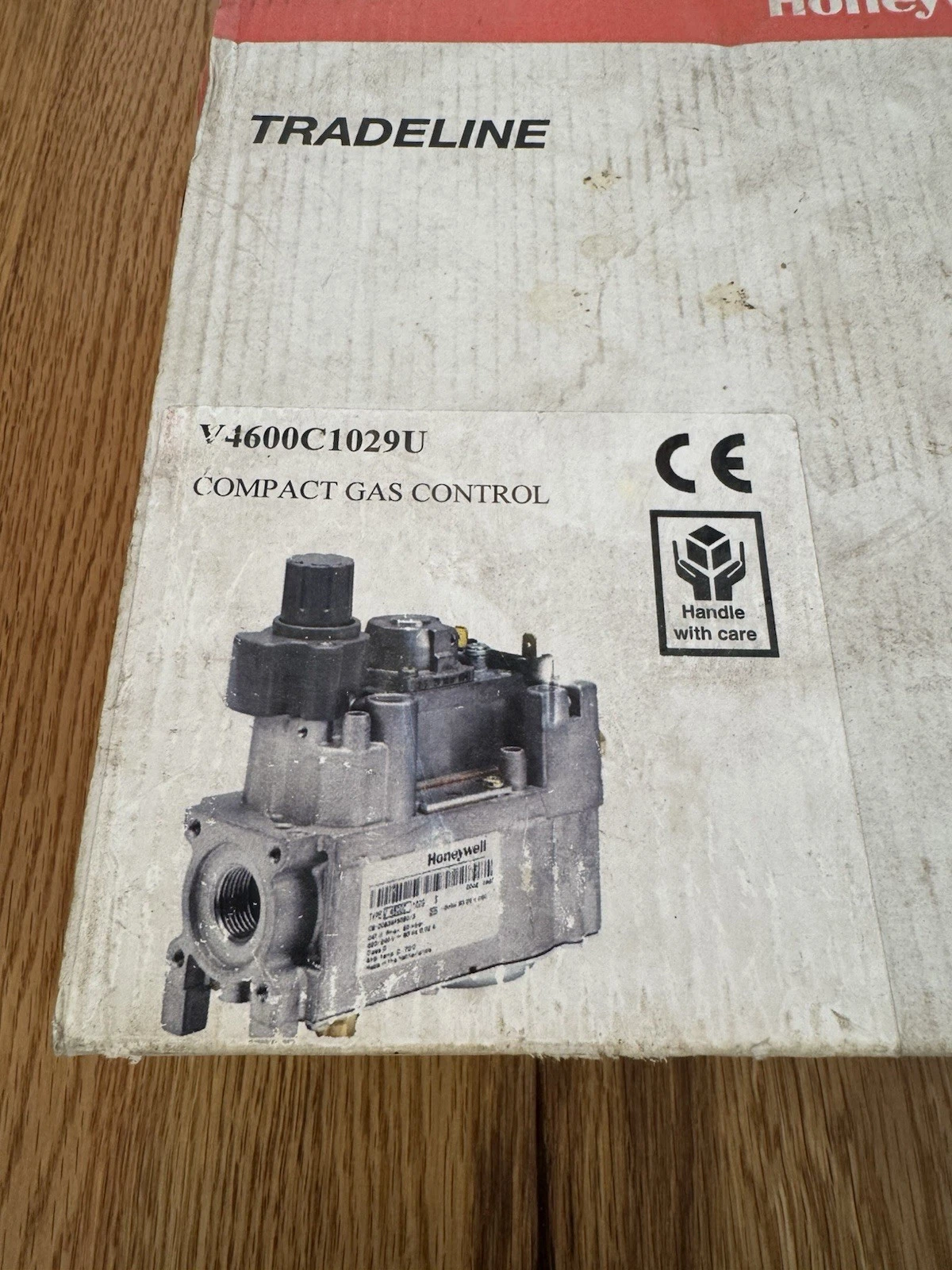 Honeywell V4600C1029U Compact Gas Control Valve Brand New In Box 2